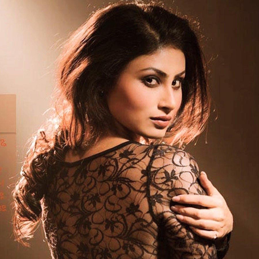 Mouni Roy