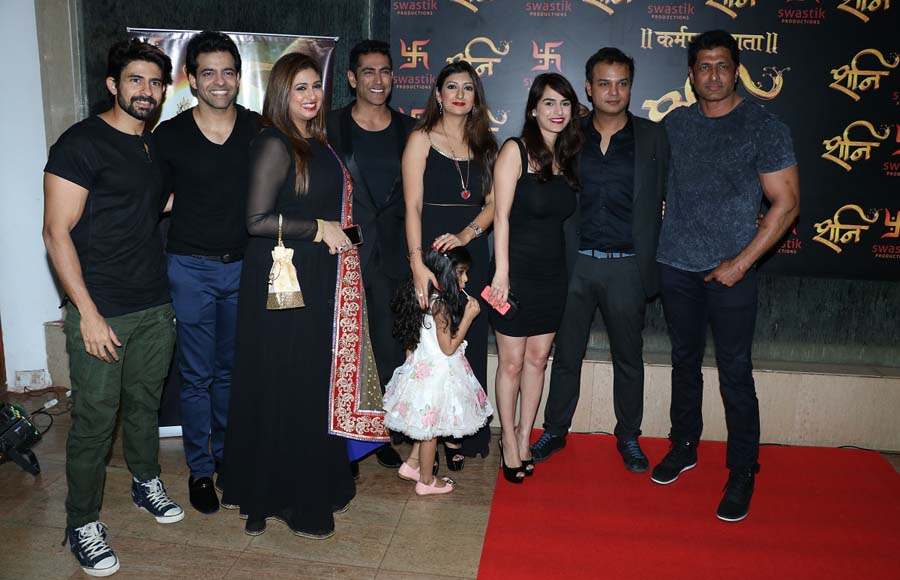 Hussain Kuwajerwala, Himmanshoo Malhotra, Vahbiz Dorabjee, Tarun Khanna, Juhi Parmar, Kashmira Irani, Siddharth Kumar Tewary and Salil Ankola