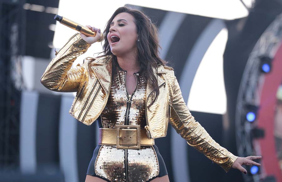 Singer Demi Lovato