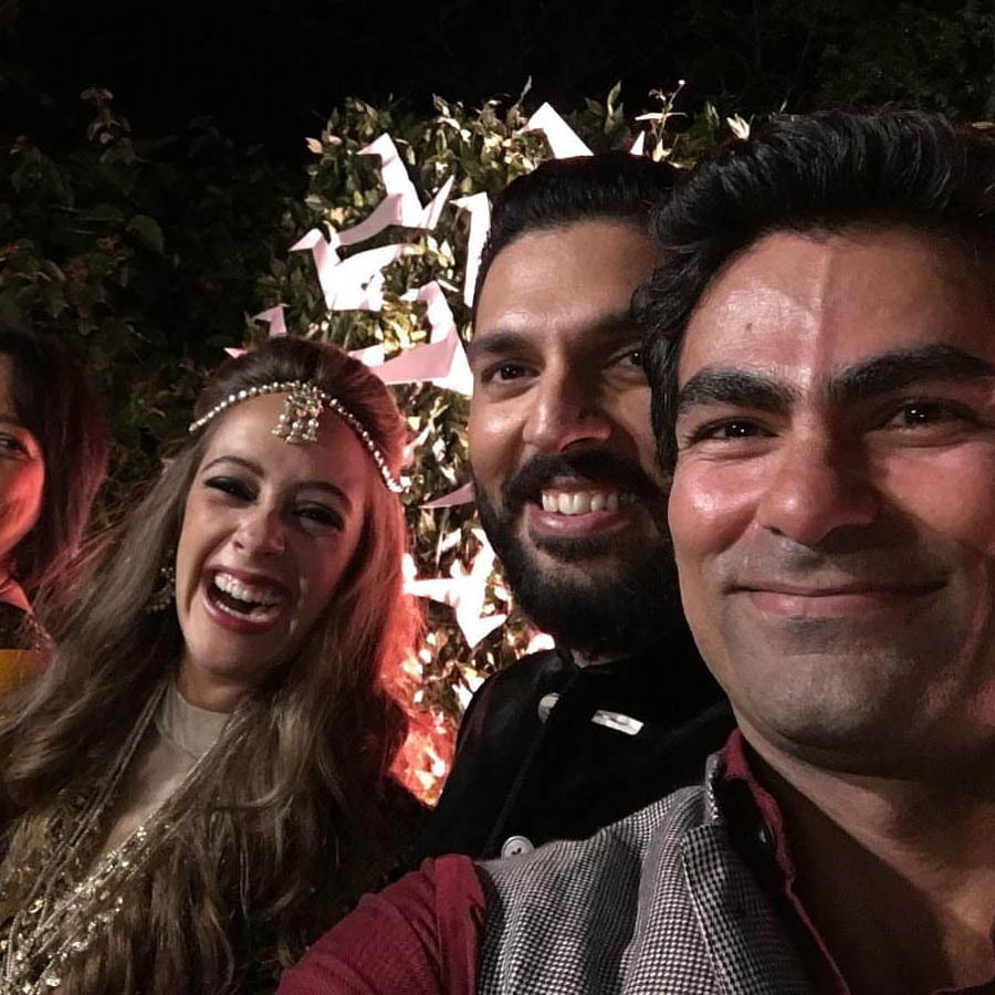 Yuvraj Singh-Hazel Keech with Mohammad Kaif