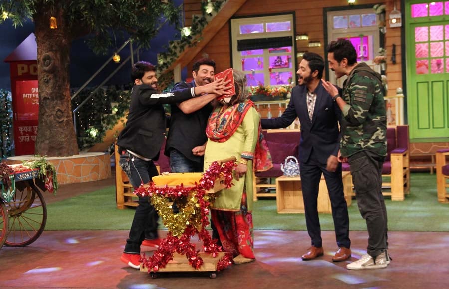 Ali Asgar's birthday celebration on The Kapil Sharma Show