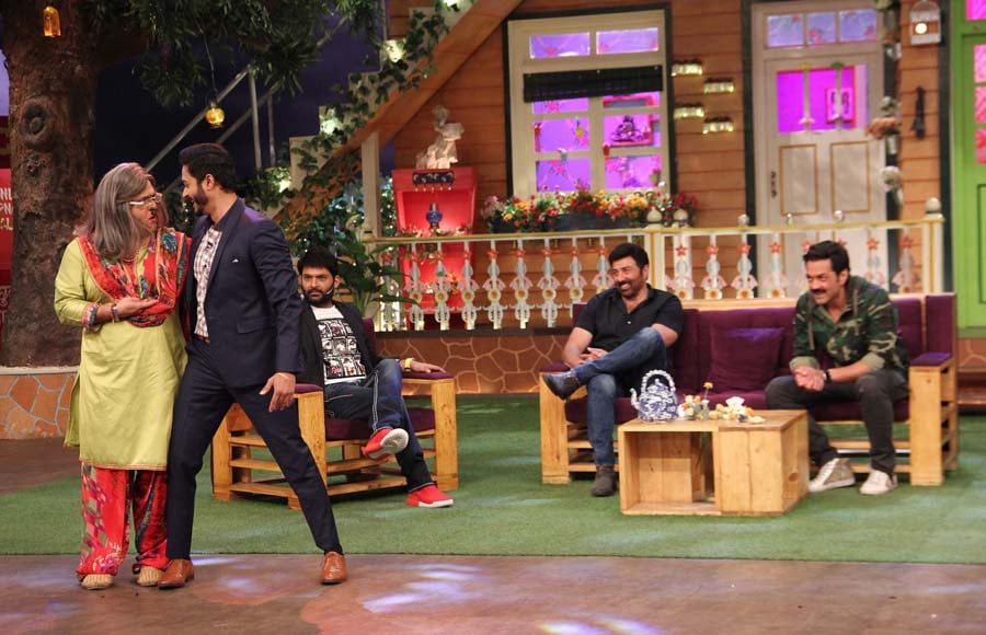 Ali Asgar's birthday celebration on The Kapil Sharma Show