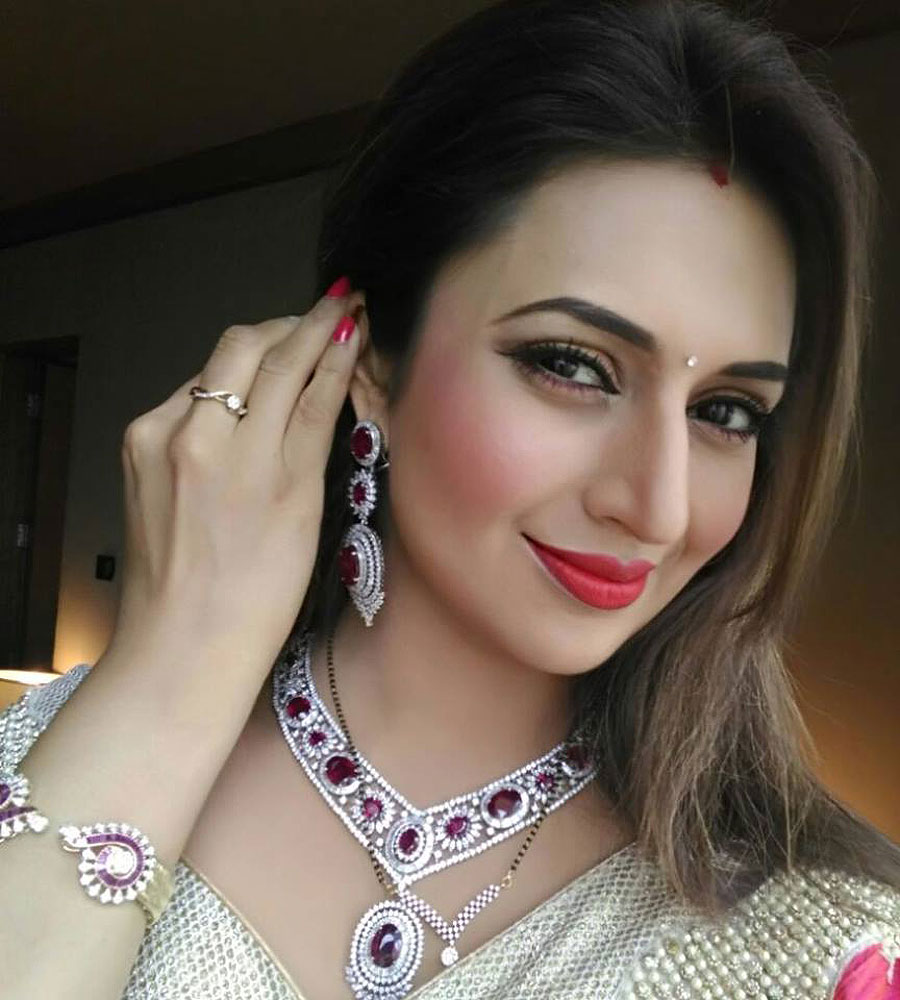 Divyanka Tripathi