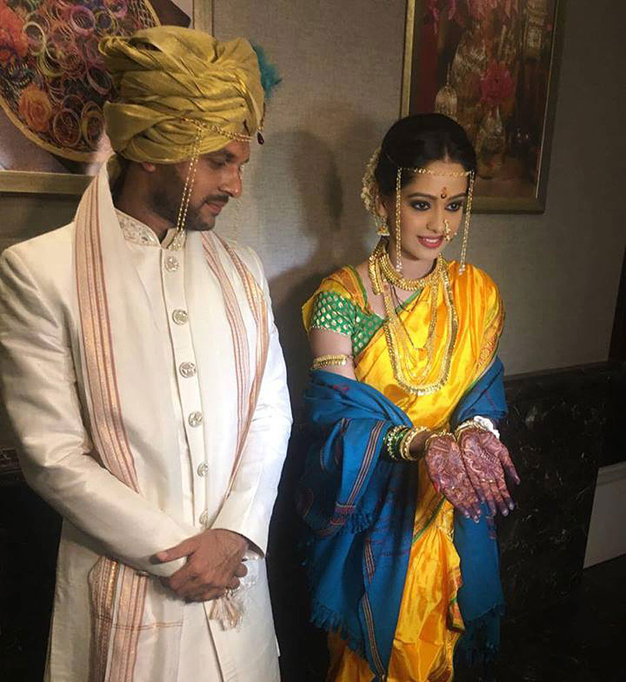 Wedding pics of Ravish and Mugdha!