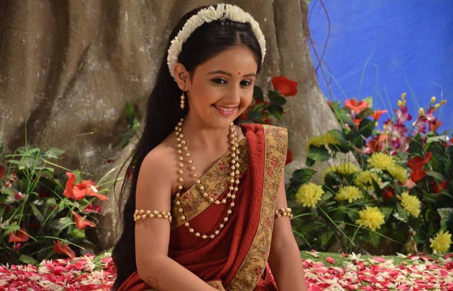 Ashnoor Kaur as Shobha (Shobha Somnath Ki)