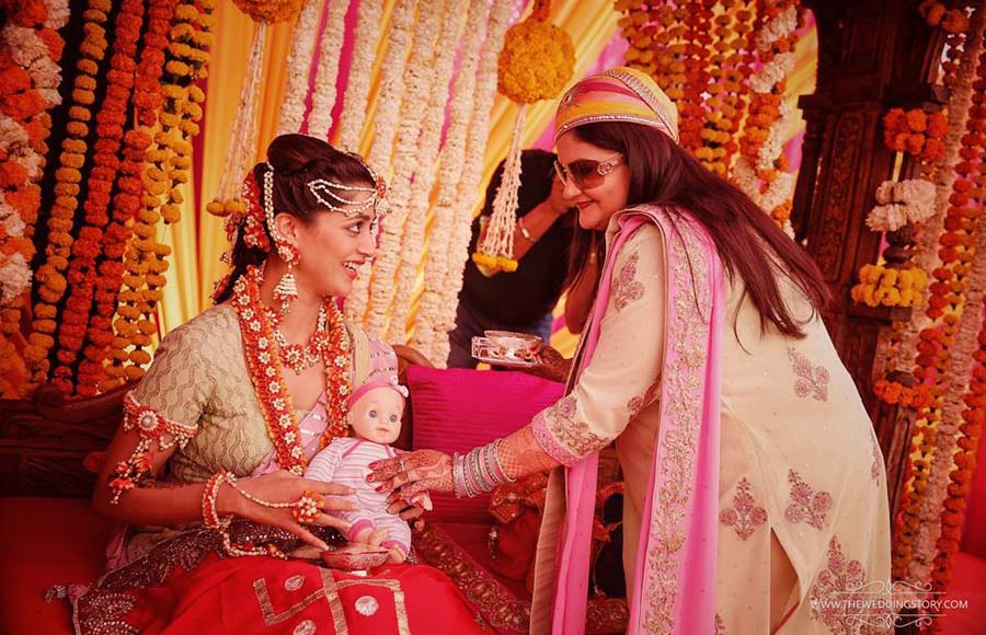 Neil Nitin Mukesh and Rukmini's MEHENDI ceremony!