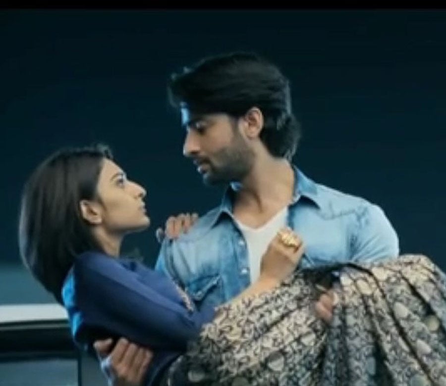 Dev-Sonakshi (Kuch Rang Pyar Ke Aise Bhi)