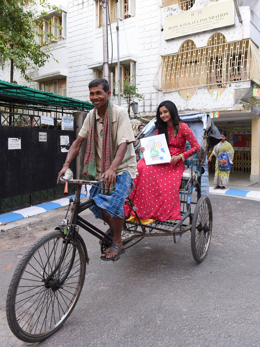 Tina 'Aastha' Philip's adventures in Kolkata