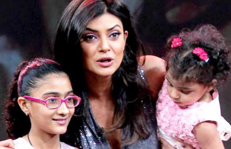 Sushmita Sen with her daughters