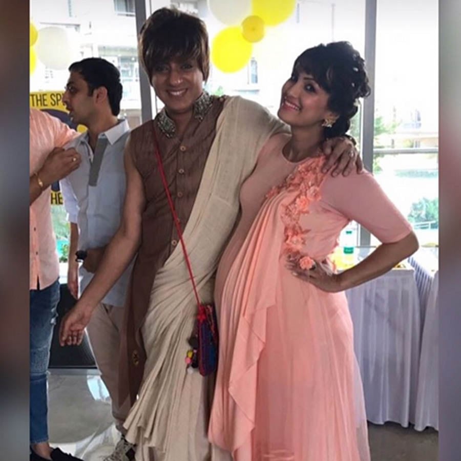 Awwwdorable: Nisha Rawal's Baby Shower