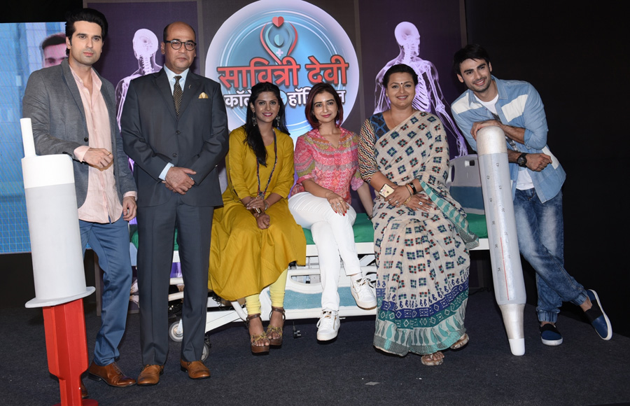  Savitri Devi College and Hospital cast (Vikram Sakhalkar, Mohan Kapur, Swardha Thigale, Rashmi Sharma, Shilpa Shirodkar and Varun Kapoor) at the press conference