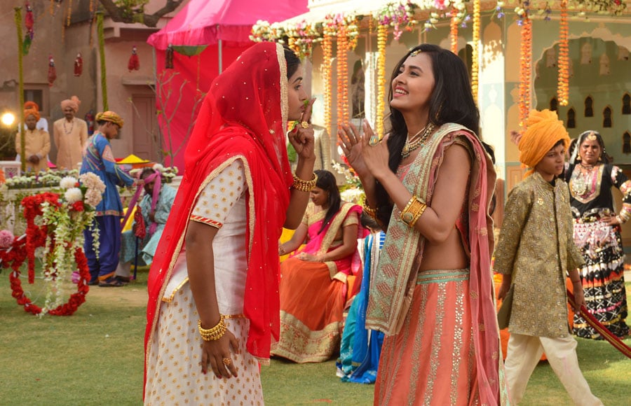 Shoot stills from Sony TV's Pehredari Piya Ki