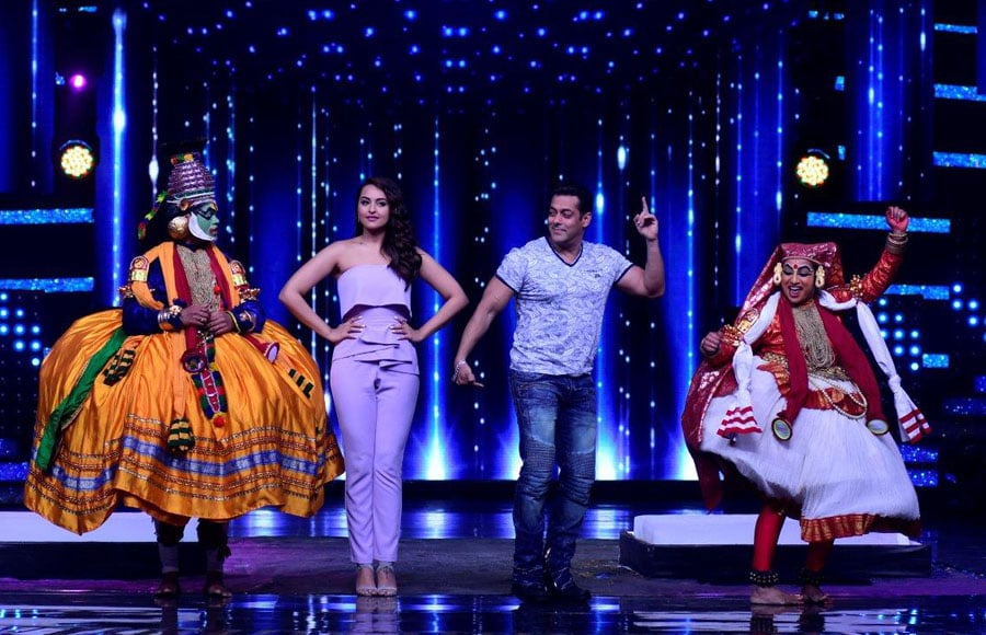 Groovy night with Salman Khan on Nach Baliye 8