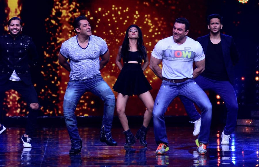 Groovy night with Salman Khan on Nach Baliye 8