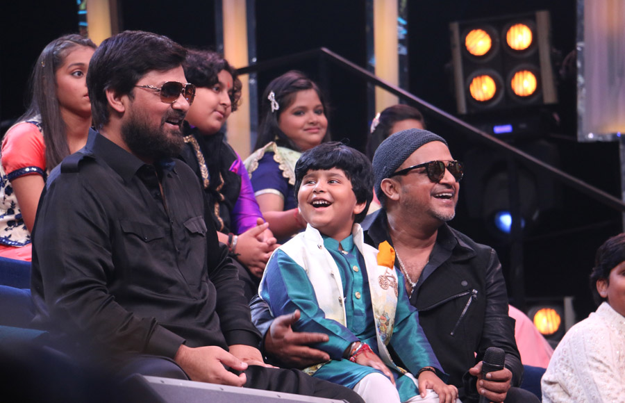 Sajid-Wajid grace Zee TV's Sa Re Ga Ma Pa Li'l Champs