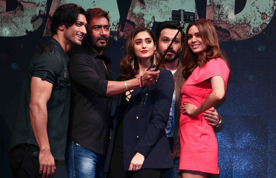  Vidyut Jamwal, Ajay Devgan, Ileana D'cruz, Emraan Hashmi and Esha Gupt