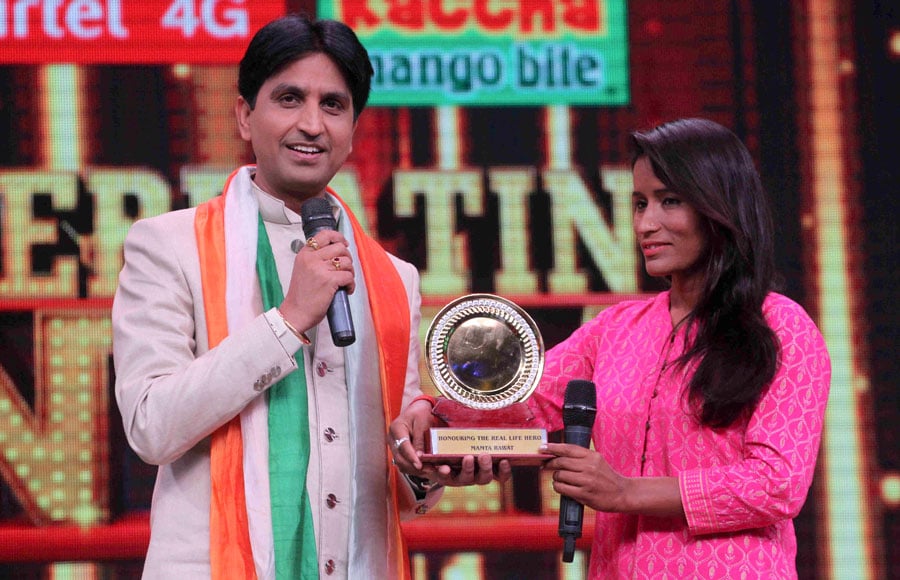 Mahatma Gandhi's grandson Tushar and Kumar Vishwas in Sa Re Ga Ma Pa Li'l Champs