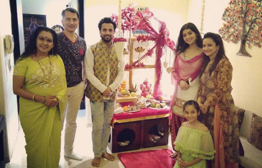 TV celebs with Ganpati 