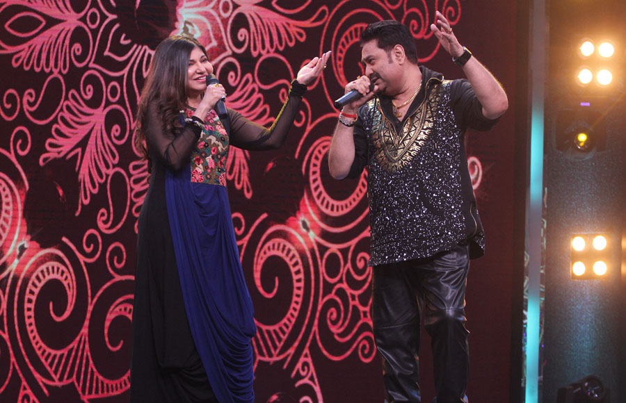  Alka Yagnik and Kumar Sanu