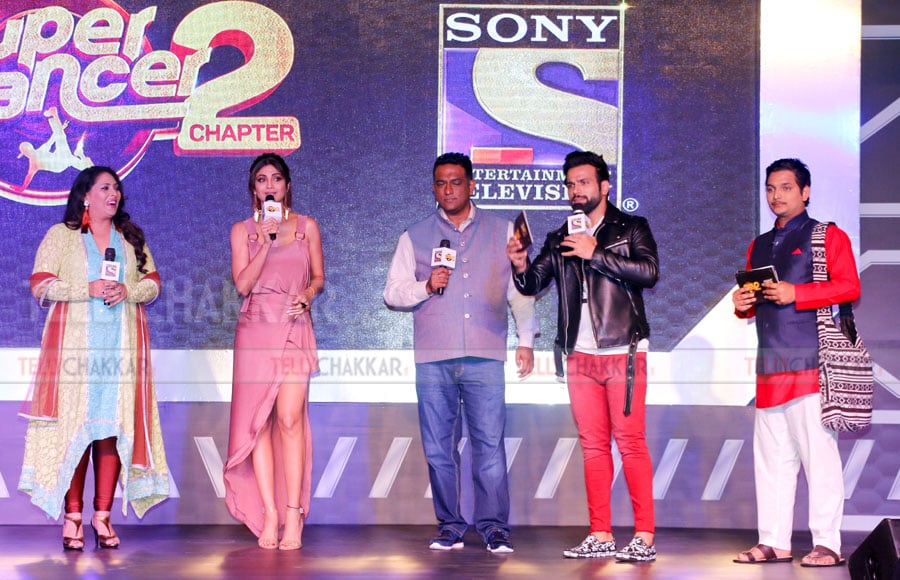 Geeta Kapoor‎, Shilpa Shetty, Anurag Basu, Paritosh Tripathi, & Rithvik Dhanjani 