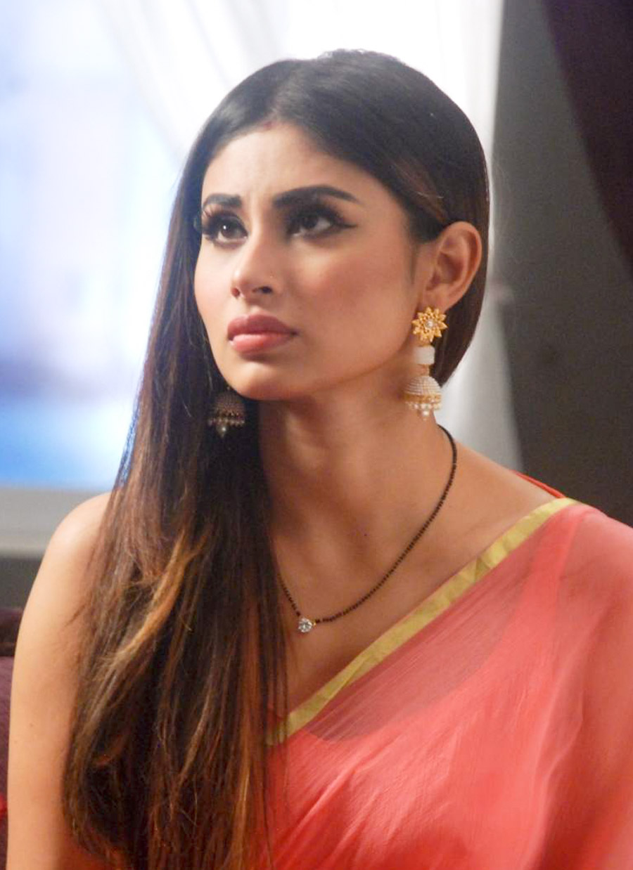 Mouni Roy