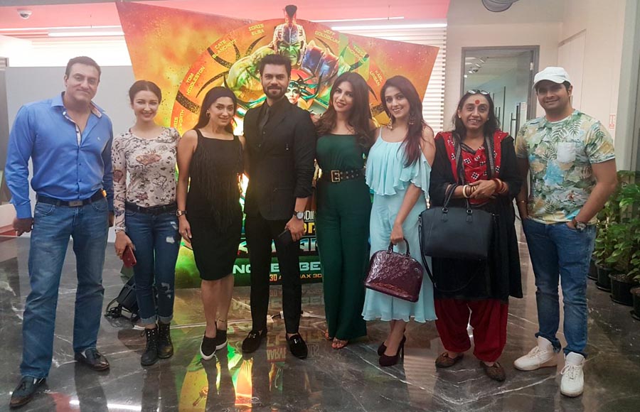 TV celebs attend Thor Ragnarok's premiere