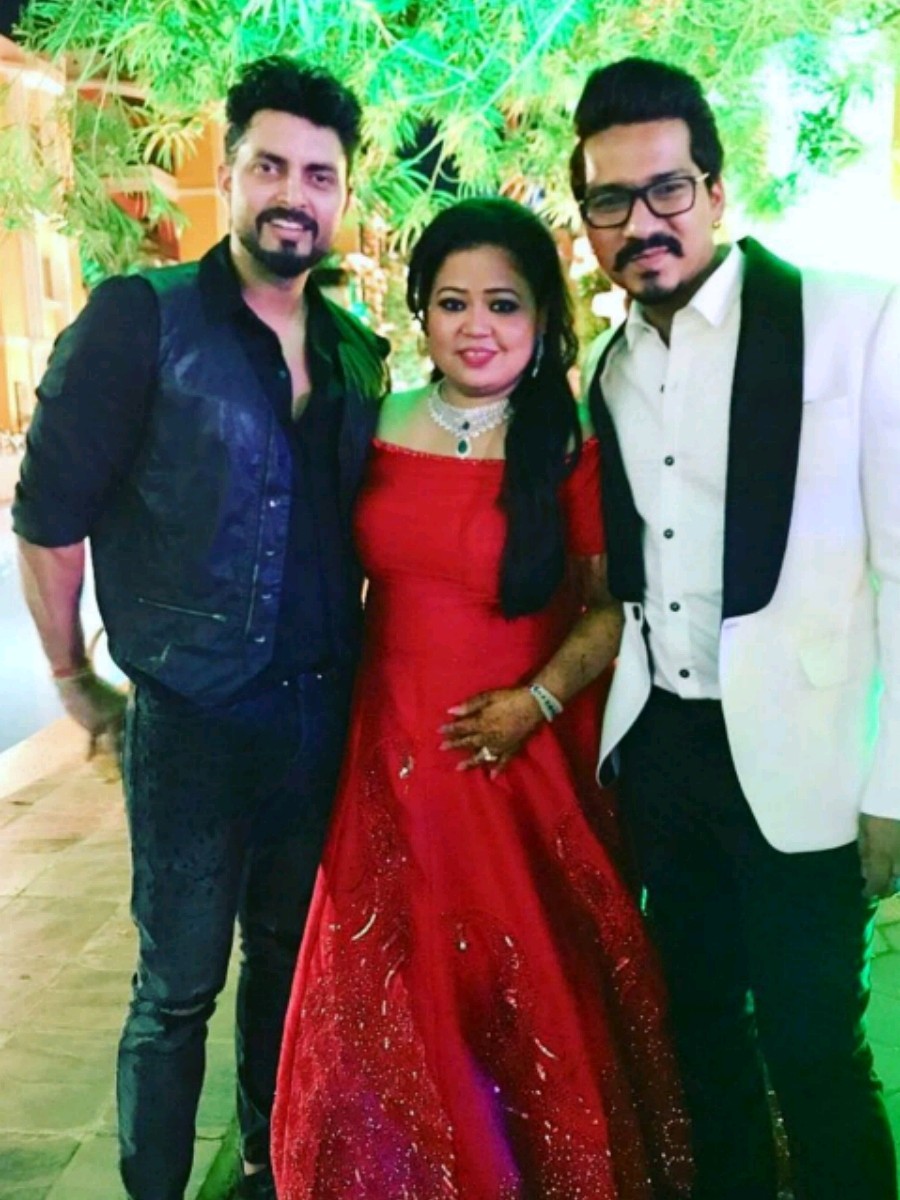 Laughter Queen Bharti ties the knot with Harsh