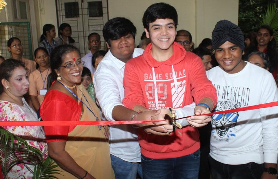 Taarak Mehta's young actors inaugurate handicraft work exhibition 