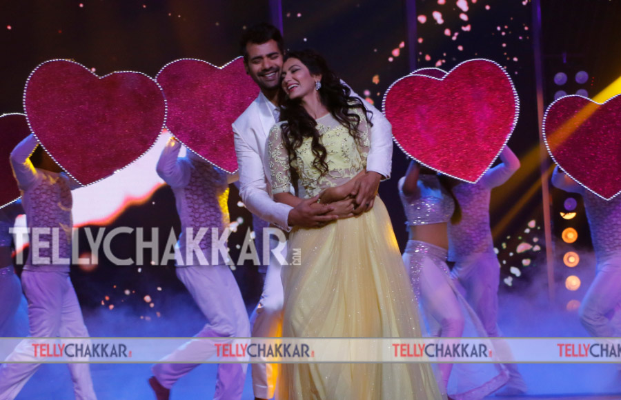 In pics: Zee TV's Kumkum Bhagya celebrates its spectacular 1000 