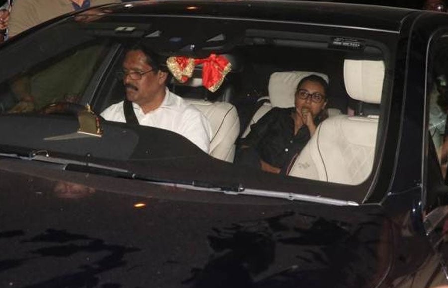 Bollwood fraternity rushes to Anil Kapoor's residence to condole the family