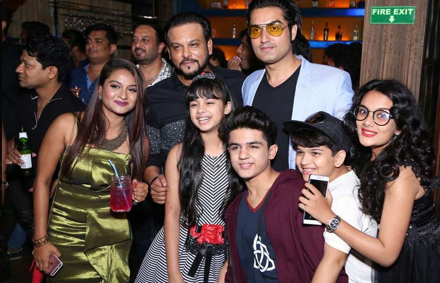 In pics: Shani's wrap-up party! 