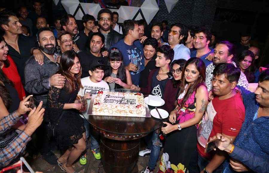 In pics: Shani's wrap-up party! 