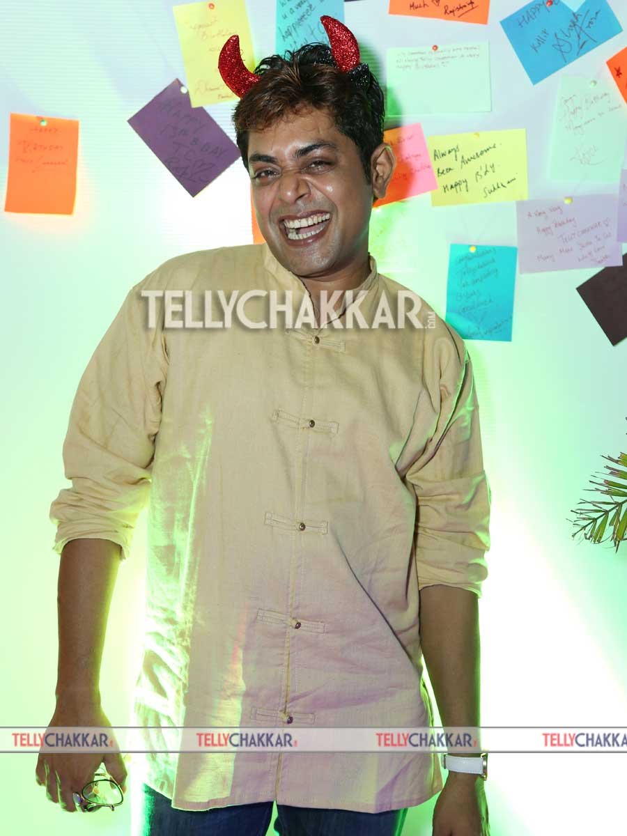 TV stars go quirky at TellyChakkar's 13th Anniversary bash (Part II)