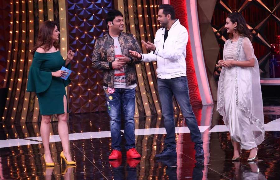 Abhay Deol and Patralekha grace Sony TV's Family Time With Kapil Sharma