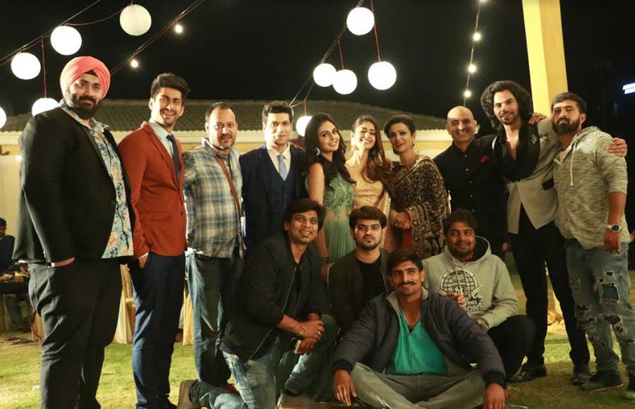 Glamorous party on the sets of Yeh Pyaar Nahi Toh Kya Hai