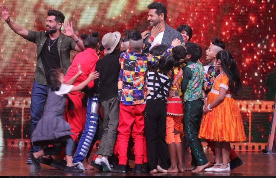Prabhudeva on the sets of DID Li'l Masters
