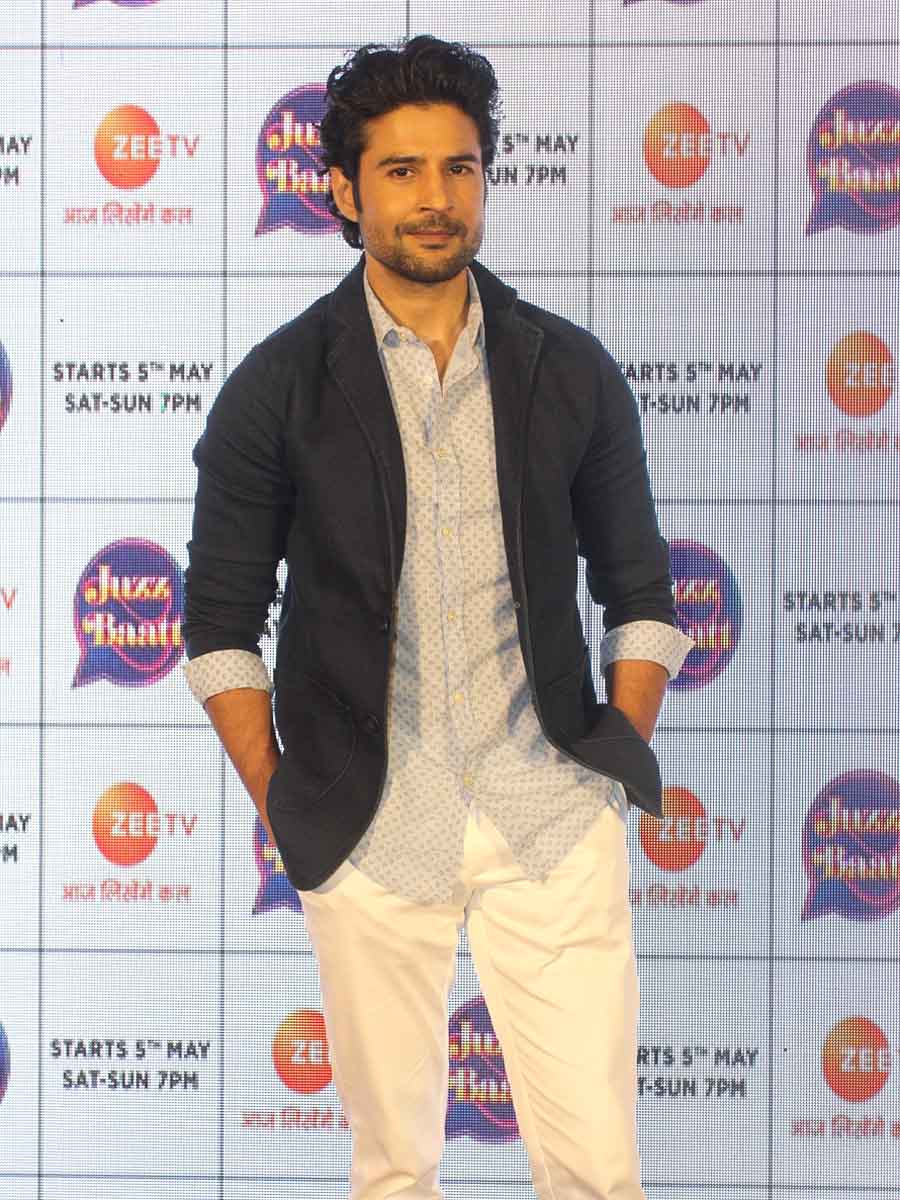  Rajeev Khandelwal