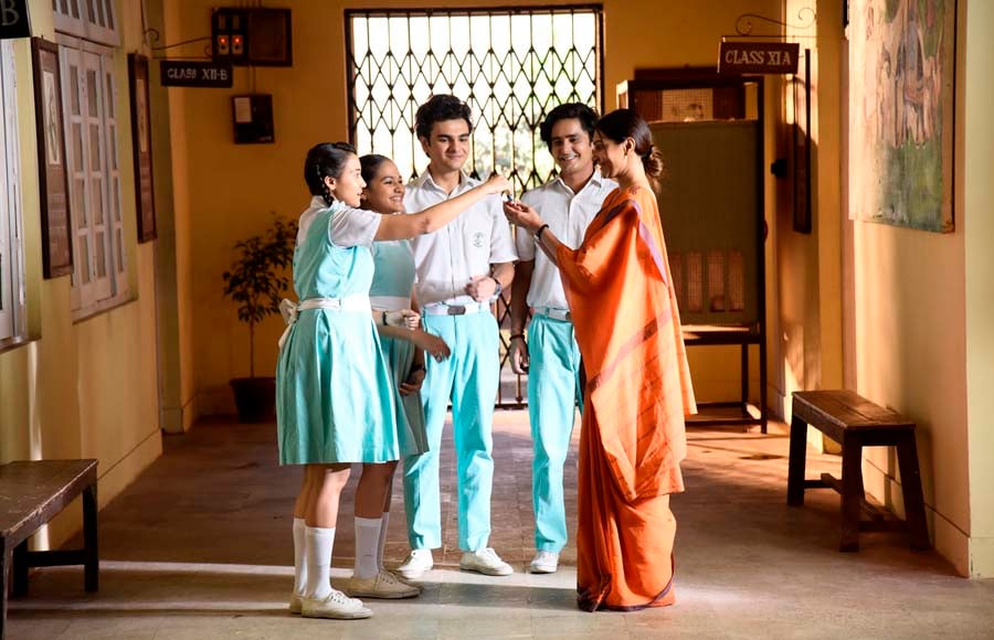 In pics: Yeh Un Dinon Ki actors wrap up school shoot 