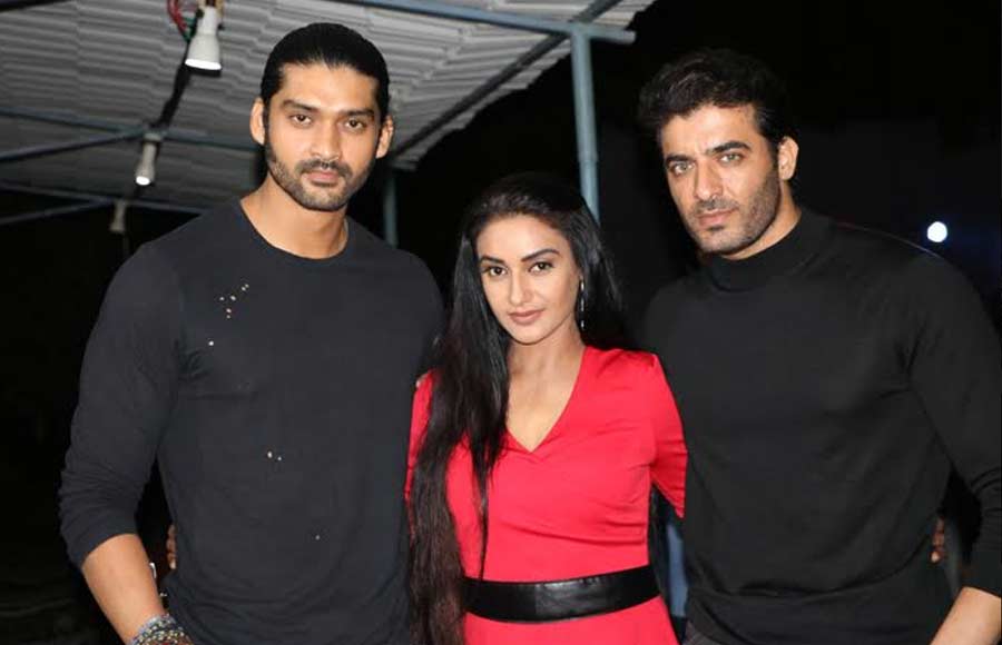  In pics: Porus team celebrates 100 episodes 