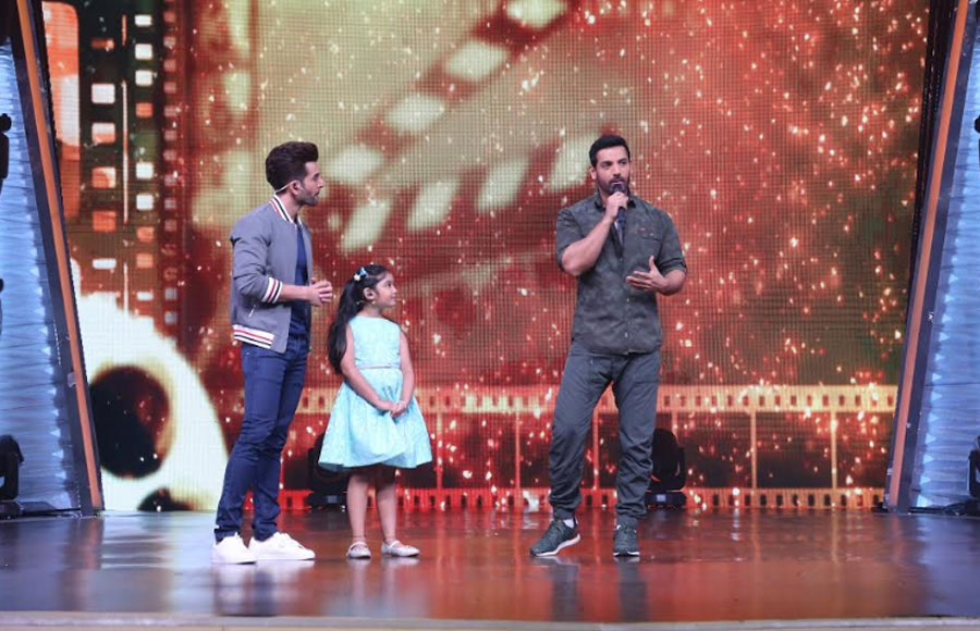 John Abraham visits the sets of Zee TV's DID Li’l Masters