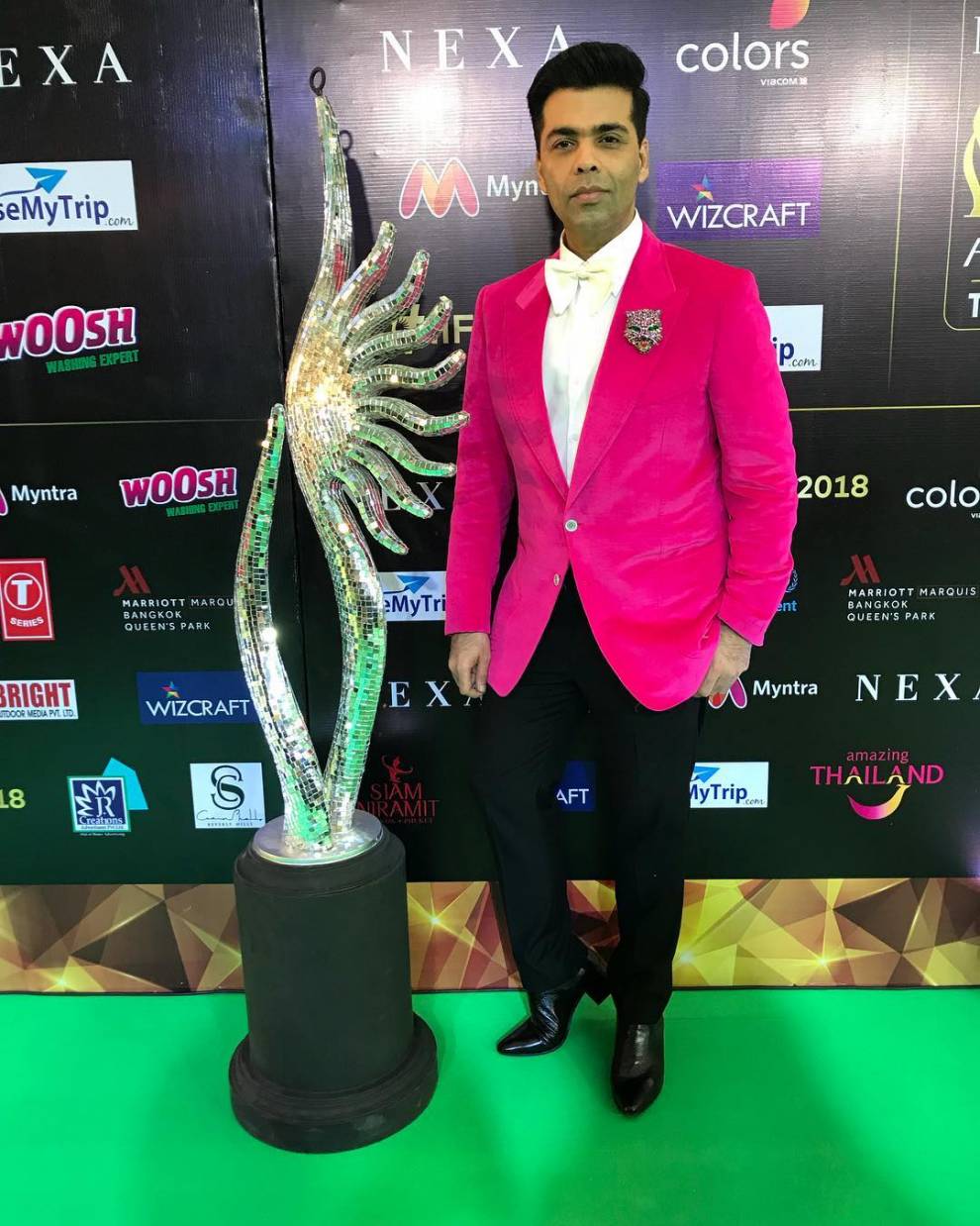 Celebrities who killed the Green Carpet of IIFA 2018! 