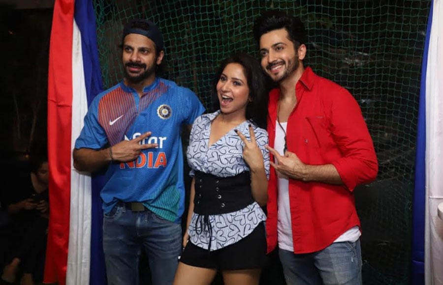 TV celebs enjoy watching Fifa finale! 