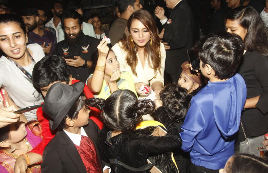 Huma Qureshi pre-birthday celebrations on India's Best Dramebaaz