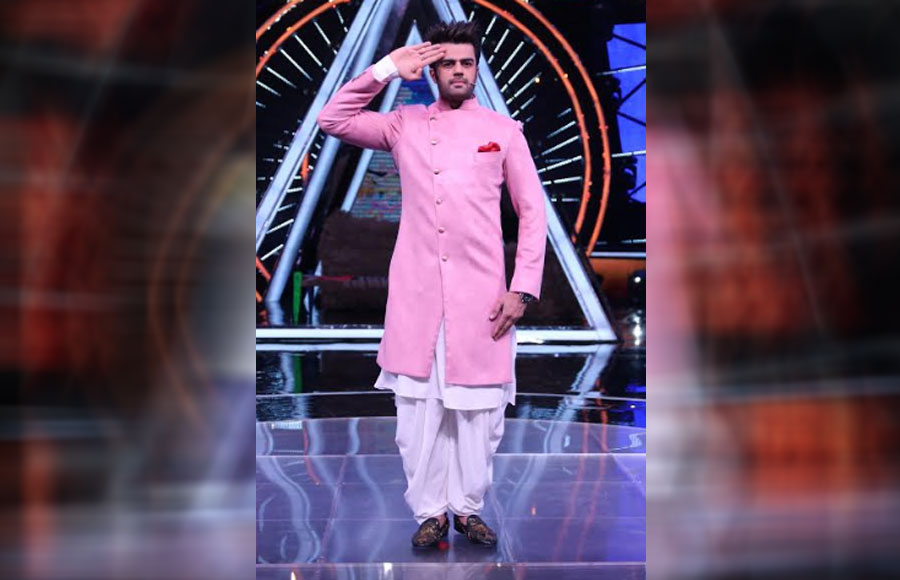 Independence Day celebration on the sets of Indian Idol 10 