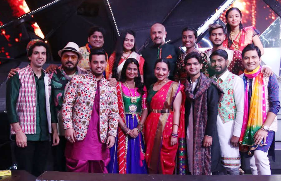 Independence Day celebration on the sets of Indian Idol 10 