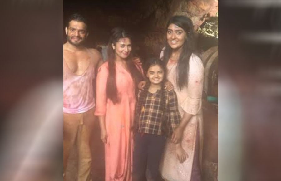 YHM actors have a blast while shooting for the cave track 