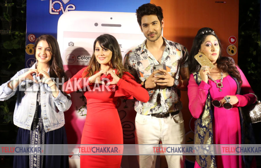 Shivin Narang,  Minissha Lamba and others at the launch of Internet Wala Love