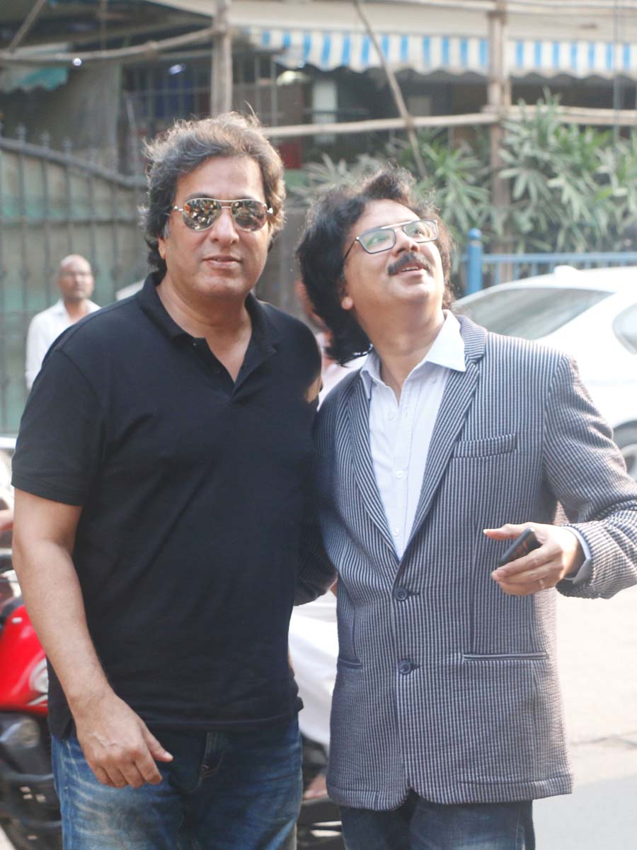 Sonu Nigam and Talat Aziz inaugurate Jeetu Shankar's Music Academy & Recording Studio