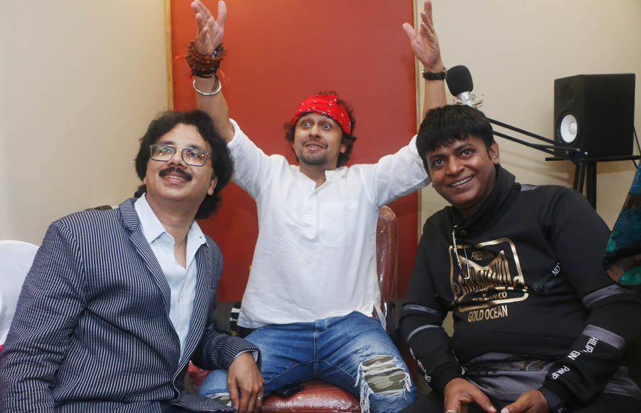 Sonu Nigam and Talat Aziz inaugurate Jeetu Shankar's Music Academy & Recording Studio