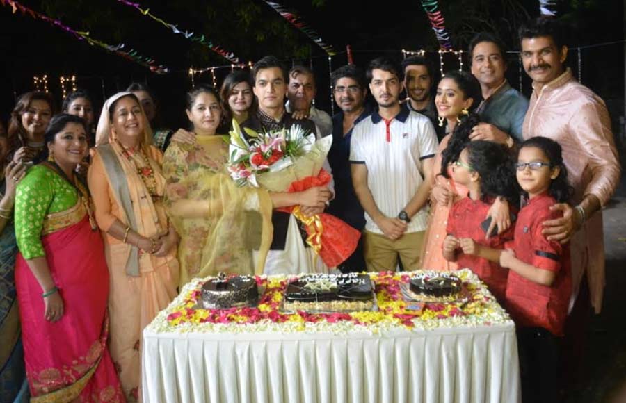 Mohsin Khan celebrates his birthday on the sets of Yeh Rishta 